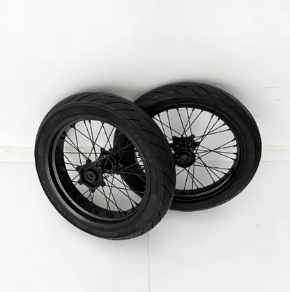 Ultra bee 17in Sumos